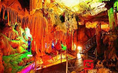 北京石花洞风景区团建拓展训练活