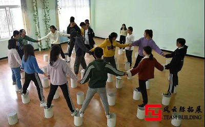 适合公司部门团建郊外一天的拓展