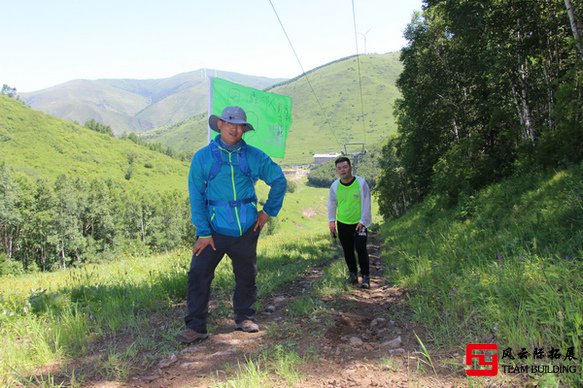 机场公司组织旅促会开展年终团建拓展活动